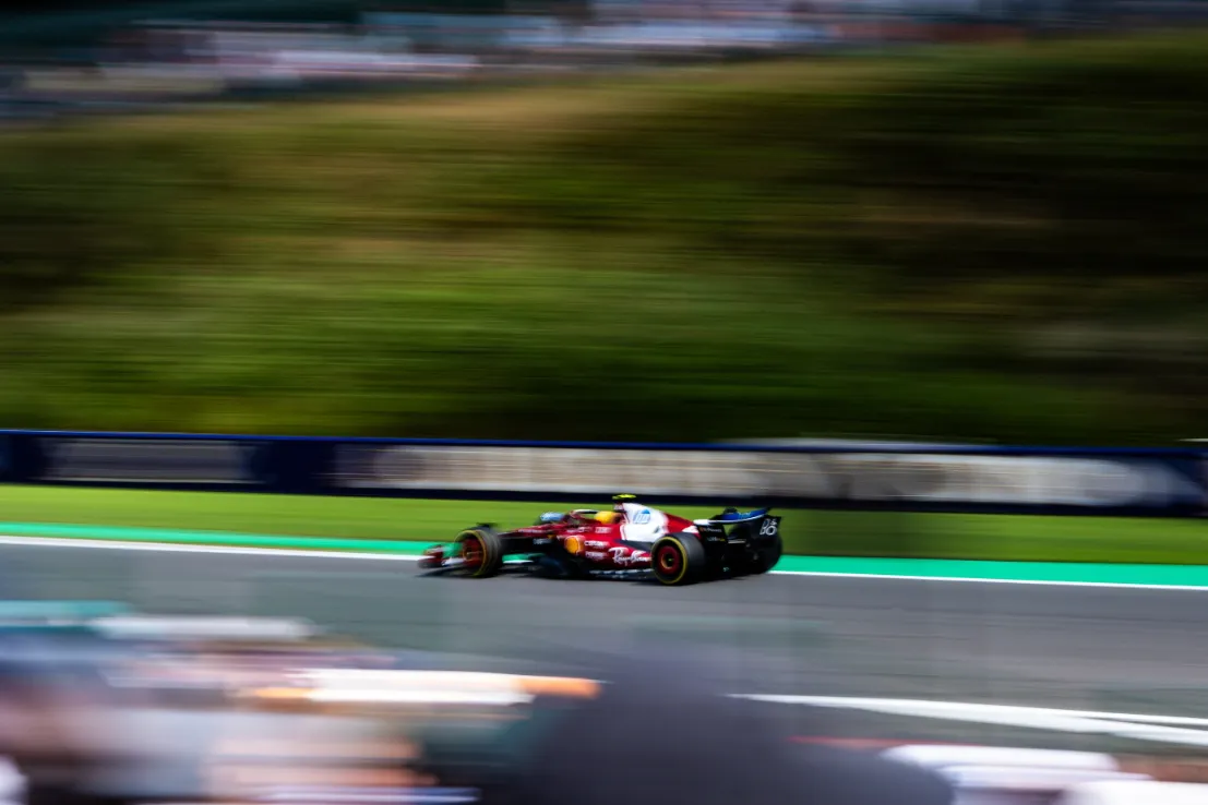 Lewis on 'Kemmel Straight'